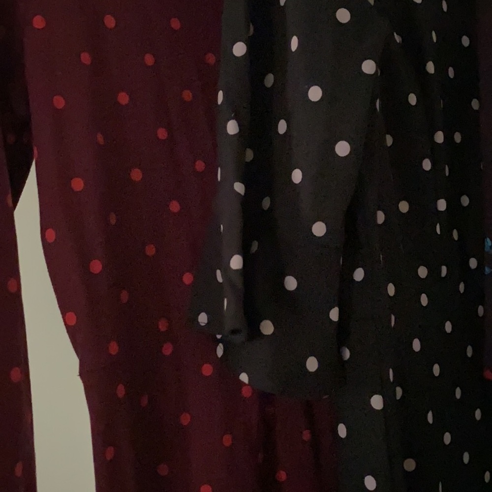 Large dresses - Picture 3 of 4